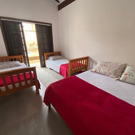 Suite Com Piscina Парати Екстериор снимка